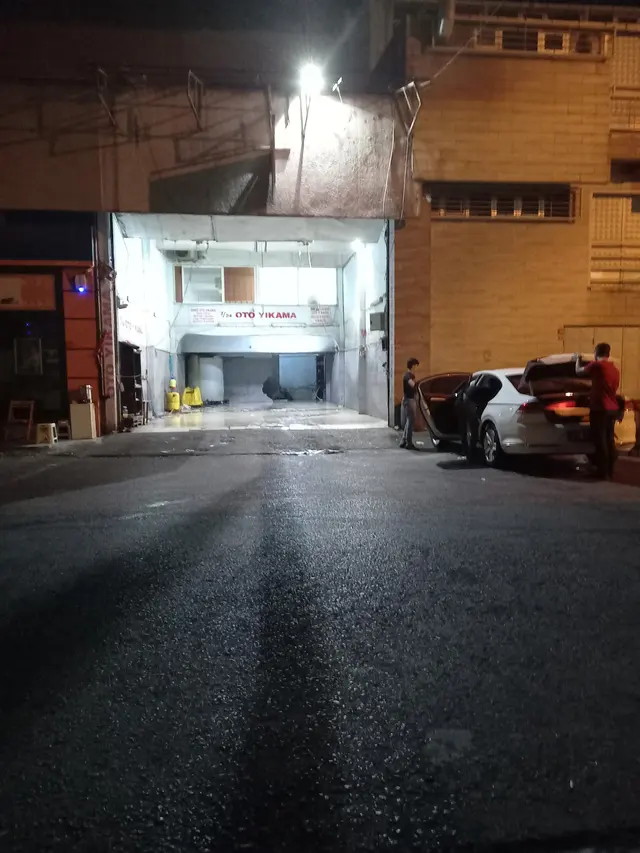 Zeytinburnu Demirciler Site Oto Yıkama