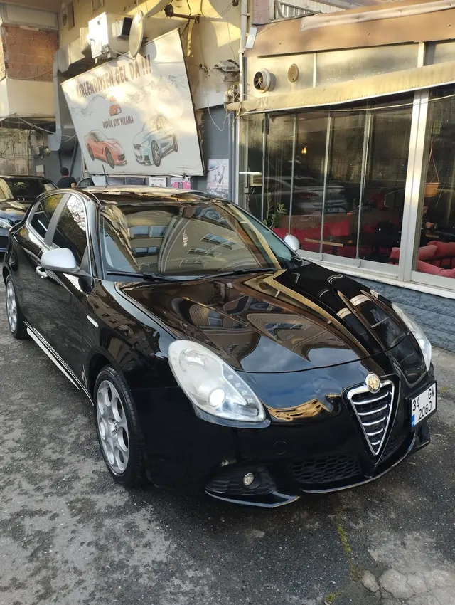 Y&O Garage Car Wash