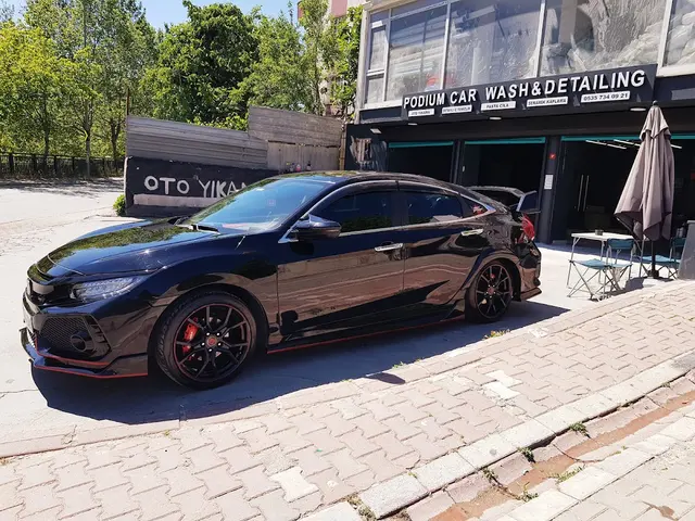 Podıum Car Wash & Detaılıng